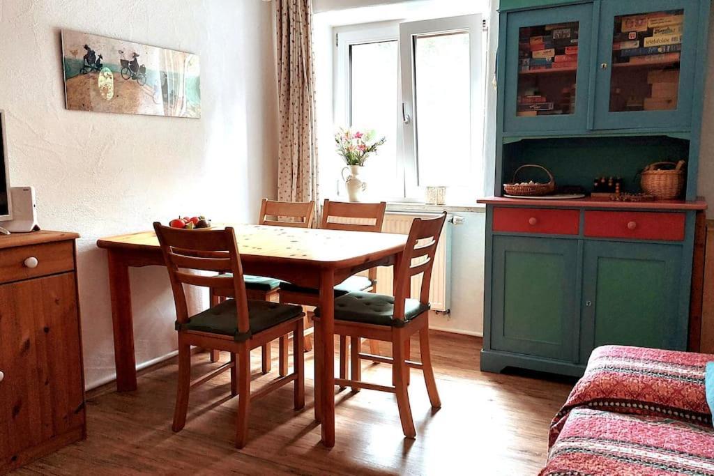 Gemuetliche Ferienwohnung Auf 2 Etagen Mit Dachterrasse Wangen im Allgäu Buitenkant foto